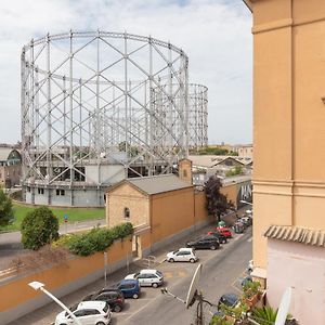 Like At Home Piramide